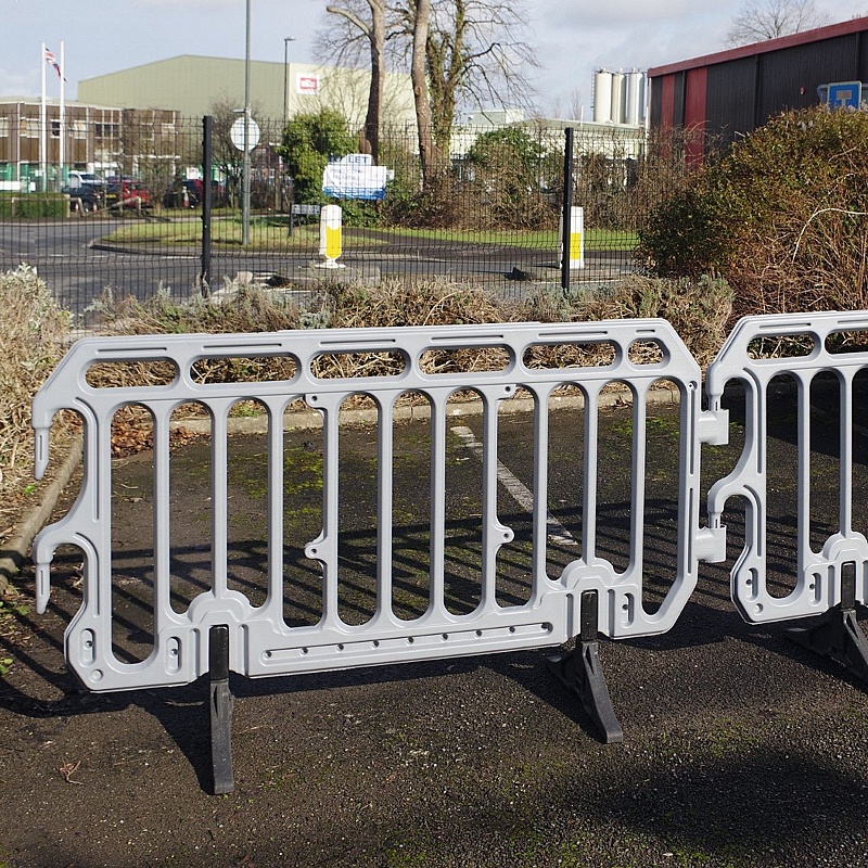 Traffic-Line HDPE Linking Crowd Barriers - Premises