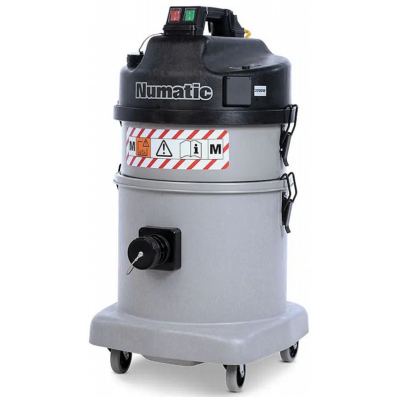 Numatic MED570 Twin Motor DustCare Industrial Vacuum Cleaner - Cleaning & Hygiene