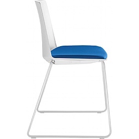 Stratus Sled Base Meeting and Breakout Chair with Seat Pad