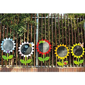 Outdoor Daisy Chalkboards - Education