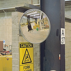 Spion Wall Mounted Round Observation Mirror