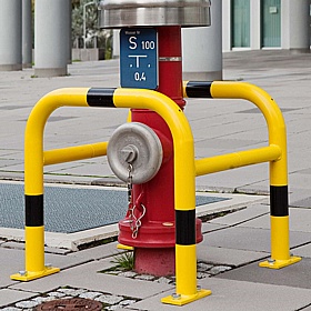 Traffic-Line Column Protection Posts