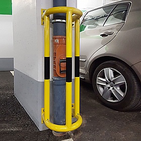 Traffic-Line Vertical Wall Fixing Pipe Protectors