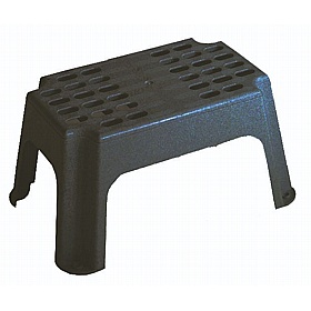 Altura Plastic Step-Up Stool