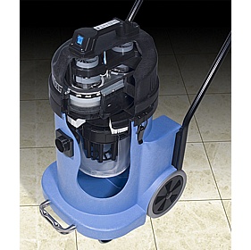 Numatic WV900 240V Single Motor Industrial Wet & Dry Vacuum Cleaner - Cleaning & Hygiene