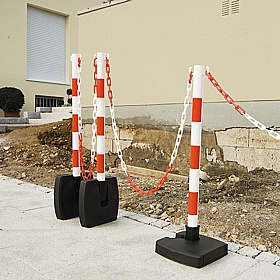 Guarda Flex Post and Chain Barrier Systems