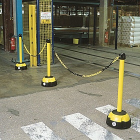 Traffic-Line Hi-Vis Chain Posts