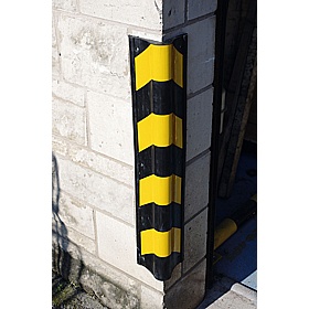 Traffic-Line Corner Impact Protection Barrier