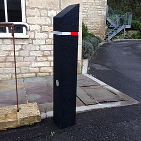Berkeley Recycled Rubber Mitre Bollard