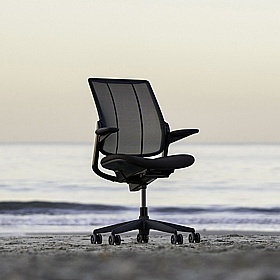 Humanscale Diffrient Smart Ocean Mesh and Fabric Task Chair